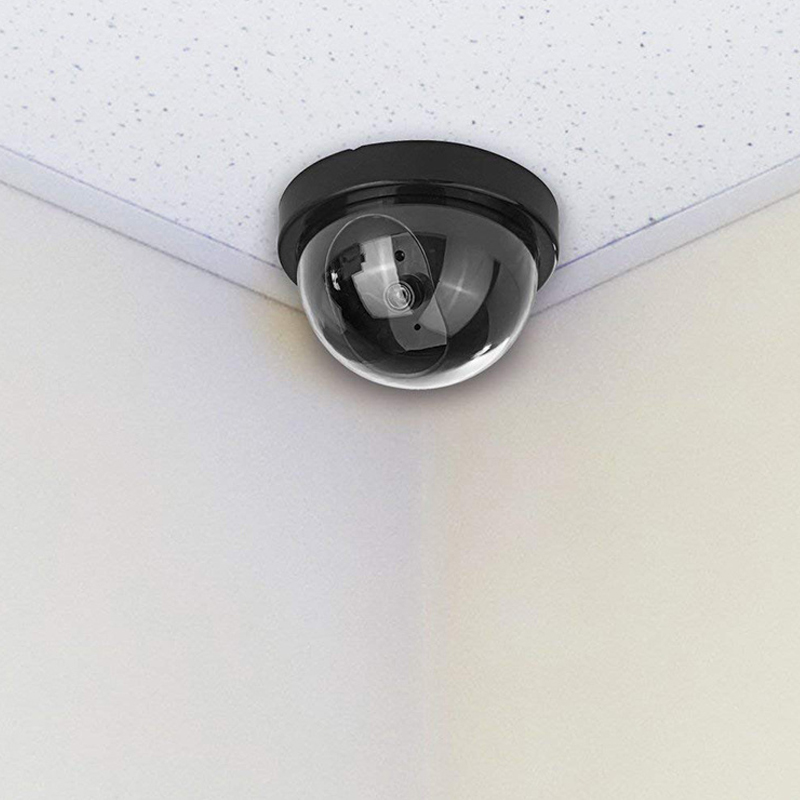 Atrapa bezpečnostnej kamery CCTV dome s LED – falošný dohľad pre domov aj firmu